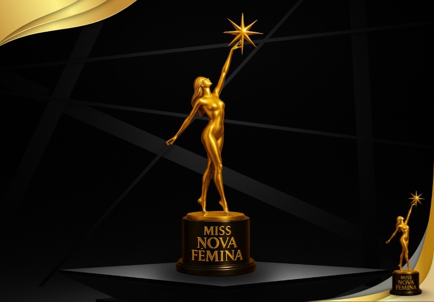 Trofeo dorado Miss Nova Femina con figura femenina alzando una estrella.