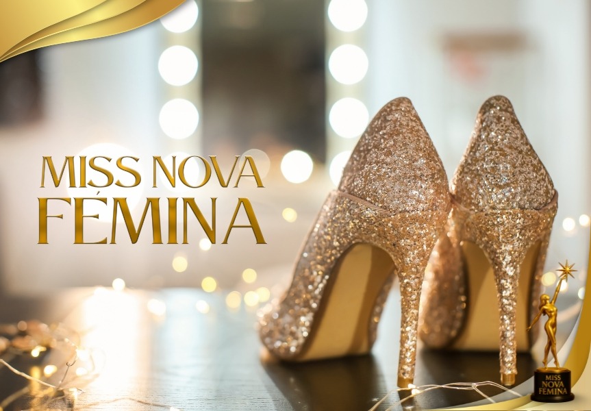 Zapatos de tacón alto dorados con brillo, emblema de elegancia en Miss Nova Femina 2025.